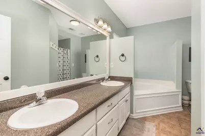202 Sunnymeade Drive, Warner Robins, GA 31093 - Photo 20