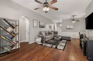 202 Sunnymeade Dr, Warner Robins, GA 31093 - Photo 8