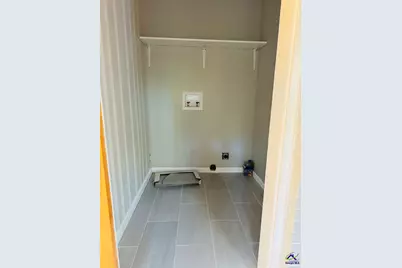 116 W Lewis Street, Cochran, GA 31014 - Photo 14