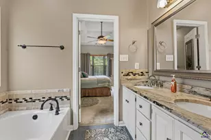 105 Gleneagle Dr, Byron, GA 31008 - Photo 14