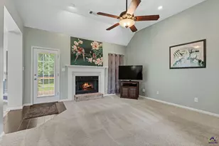 105 Gleneagle Dr, Byron, GA 31008 - Photo 4