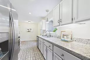 202 Hilltop Cir, Macon, GA 31210 - Photo 14