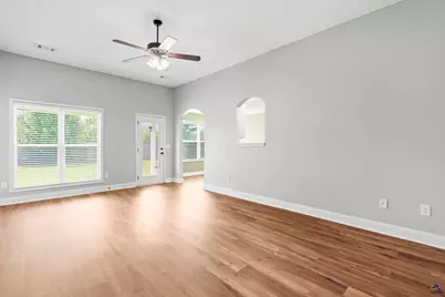 213 Winsted Court, Perry, GA 31069 - Photo 6