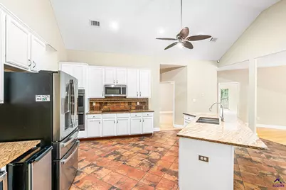 2022 Melrose Place, Kathleen, GA 31047 - Photo 38