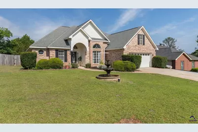 428 Cross Creek Way, Warner Robins, GA 31088 - Photo 2