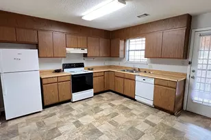 412 Tallulah Trail, Warner Robins, GA 31088 - Photo 4