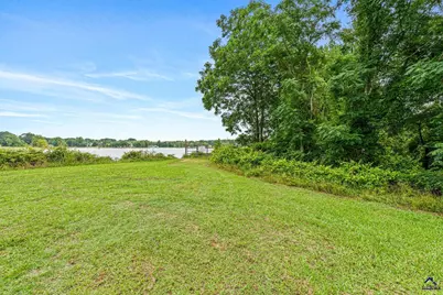 167 W Lakeshore Drive, Cochran, GA 31014 - Photo 26