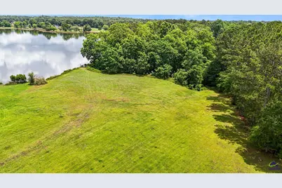 167 W Lakeshore Drive, Cochran, GA 31014 - Photo 2