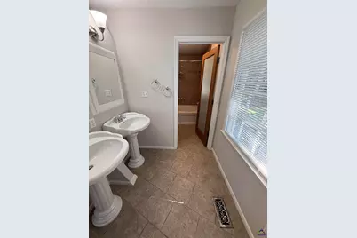 1115 Kingston Rd, Perry, GA 31069 - Photo 10