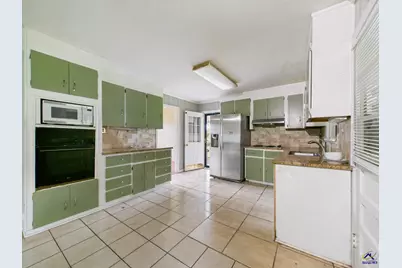 209 Bernard Drive, Warner Robins, GA 31093 - Photo 8