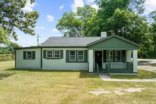 214 Third St, Warner Robins, GA 31093 - Photo 1
