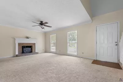 110 Shane Circle, Perry, GA 31069 - Photo 2