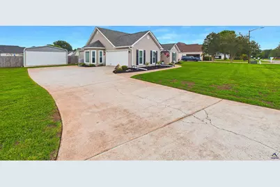 114 Ivey Ct, Warner Robins, GA 31088 - Photo 4