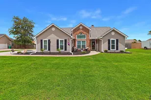 114 Ivey Ct, Warner Robins, GA 31088 - Photo 2