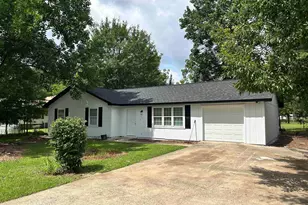 103 Highpoint Dr, Warner Robins, GA 31093 - Photo 2