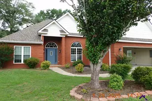 611 Links View Dr, Bonaire, GA 31005 - Photo 1