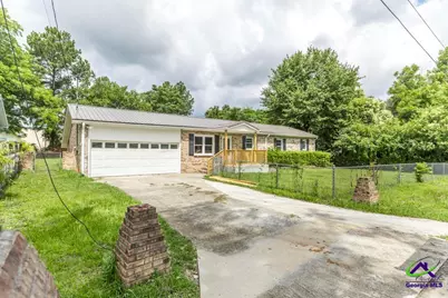 121 Napier Avenue, Warner Robins, GA 31093 - Photo 2
