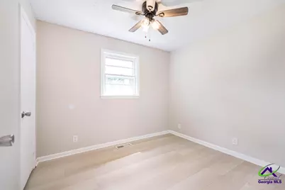 121 Napier Avenue, Warner Robins, GA 31093 - Photo 14