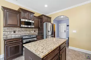 304 Montgomery St, Warner Robins, GA 31088 - Photo 22