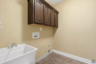 304 Montgomery Street, Warner Robins, GA 31088 - Photo 30