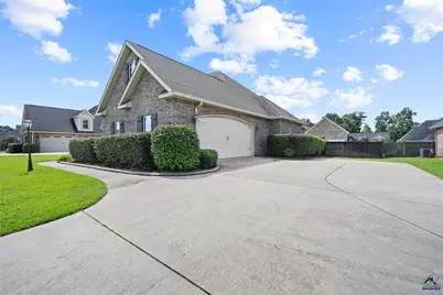 304 Montgomery Street, Warner Robins, GA 31088 - Photo 4