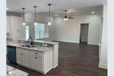 118 Pecan St, Cochran, GA 31014 - Photo 6