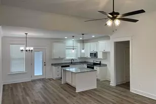 116 Pecan St, Cochran, GA 31014 - Photo 6