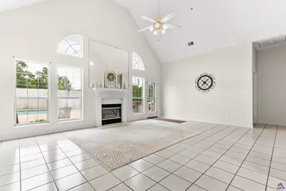107 Forest Lawn, Bonaire, GA 31005 - Photo 2
