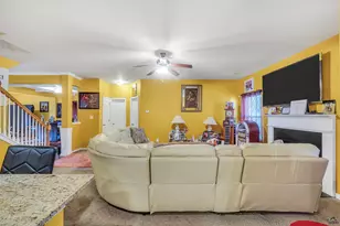 942 Amelia Dr, Byron, GA 31008 - Photo 8