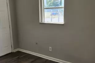 402 A Curtis St, Warner Robins, GA 31093 - Photo 6