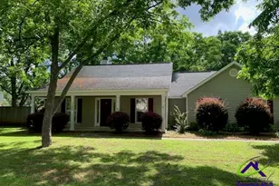 102 Grove Ln, Kathleen, GA 31047 - Photo 1