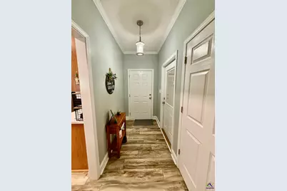303 S Houston Springs Boulevard, Perry, GA 31069 - Photo 2