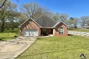 329 Arena Rd, Perry, GA 31069 - Photo 1