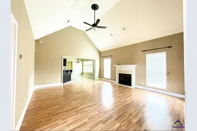 701 Victoria Circle, Warner Robins, GA 31088 - Photo 4