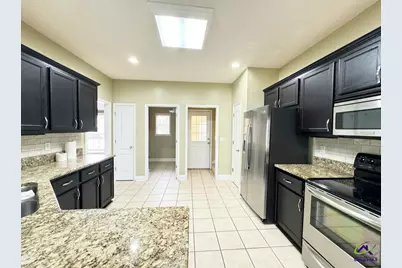 701 Victoria Circle, Warner Robins, GA 31088 - Photo 10
