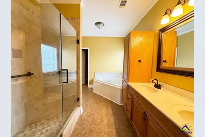 701 Victoria Circle, Warner Robins, GA 31088 - Photo 14