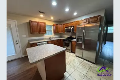 112 Barbara Drive, Warner Robins, GA 31093 - Photo 6