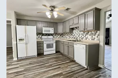 321 Deerfield Circle, Warner Robins, GA 31088 - Photo 8
