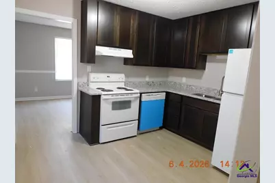 1215 Macon Road Apt. C, Perry, GA 31093 - Photo 4