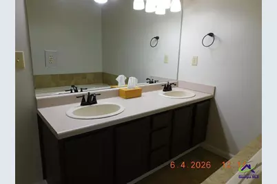 112 Charleston Court, Warner Robins, GA 31088 - Photo 12