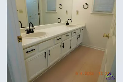 112 Charleston Court, Warner Robins, GA 31088 - Photo 18