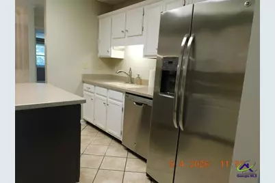 112 Charleston Court, Warner Robins, GA 31088 - Photo 8