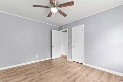 103 Woodlawn Avenue, Warner Robins, GA 31093 - Photo 30