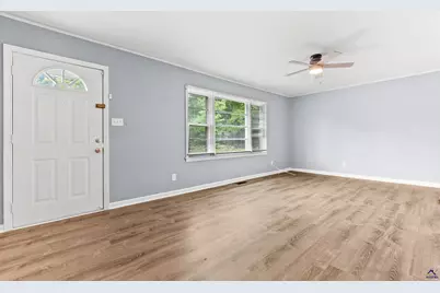 103 Woodlawn Avenue, Warner Robins, GA 31093 - Photo 10