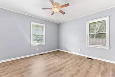 103 Woodlawn Avenue, Warner Robins, GA 31093 - Photo 36