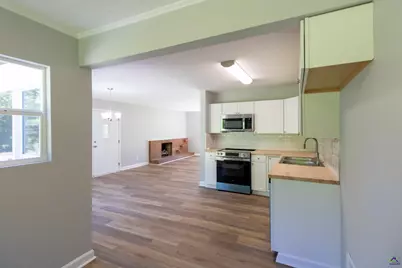 132 Evergreen Street, Warner Robins, GA 31093 - Photo 12