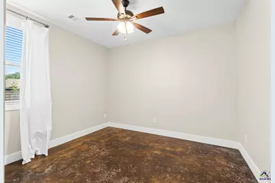 212 Silverside Drive, Perry, GA 31069 - Photo 6