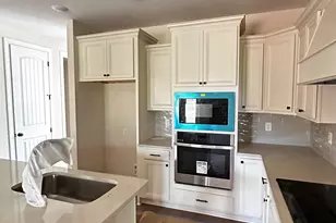 1 Pleasant Oaks Dr, Perry, GA 31069 - Photo 8
