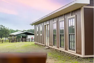 585 Valambrosia Road, Dublin, GA 31021 - Photo 2