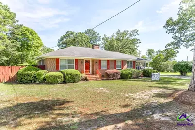 304 Broad Street, Hawkinsville, GA 31036 - Photo 36